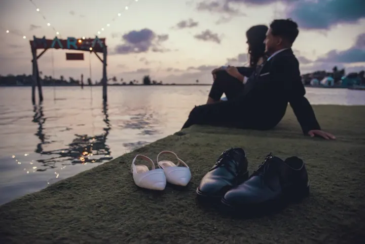Sesión de pareja de Josué y Lauren al atardecer