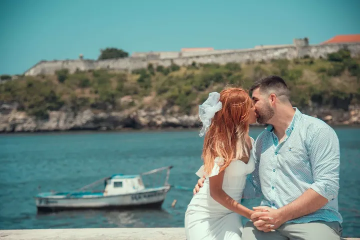 Sesión de pareja junto al mar